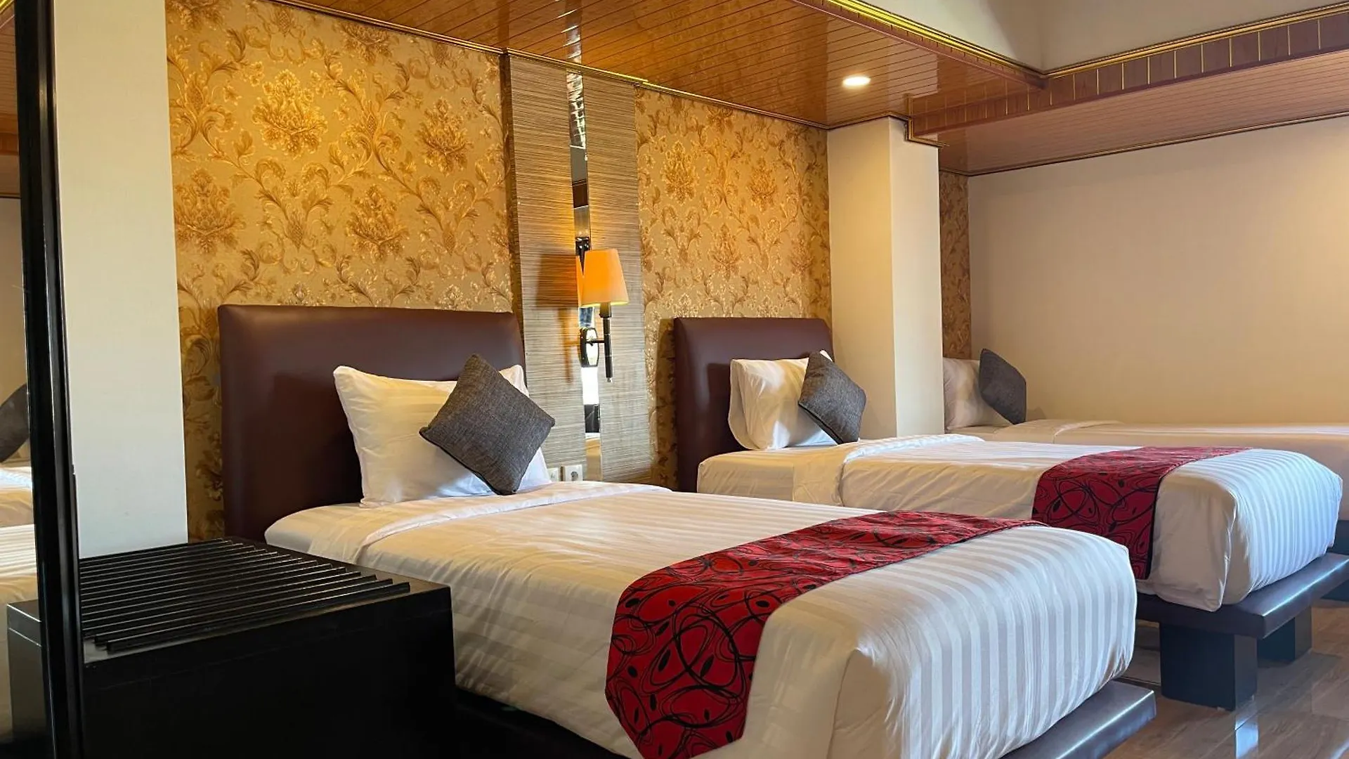 The Tandibayang Hotel & Villas Badung  Badung (Bali)