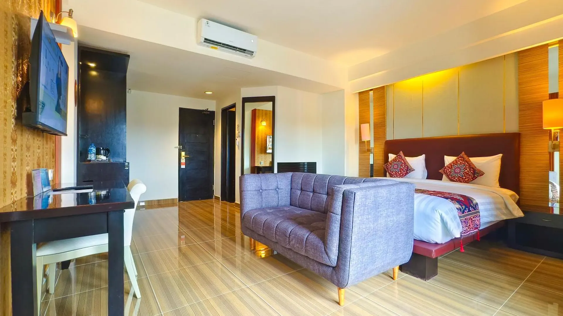The Tandibayang Hotel & Villas Badung  3*, Badung (Bali)